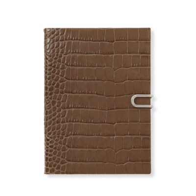 SMYTHSON SOHO PREMIUM ΔΕΡΜΑΤΙΝΟ ΣΗΜΕΙΩΜΑΤΑΡΙΟ MID-SIZE A5 ( 14 X 19 ) ΜΕ ΚΛΙΠ MARA ΚΑΦΕ