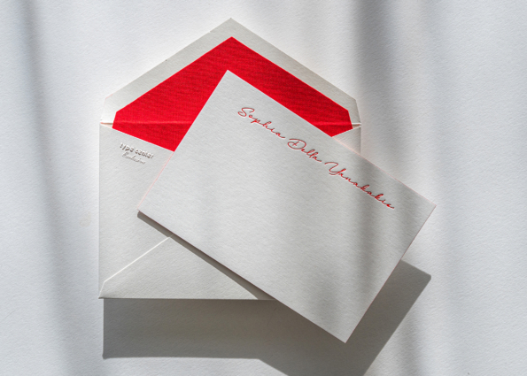 MODERN SCARLET
